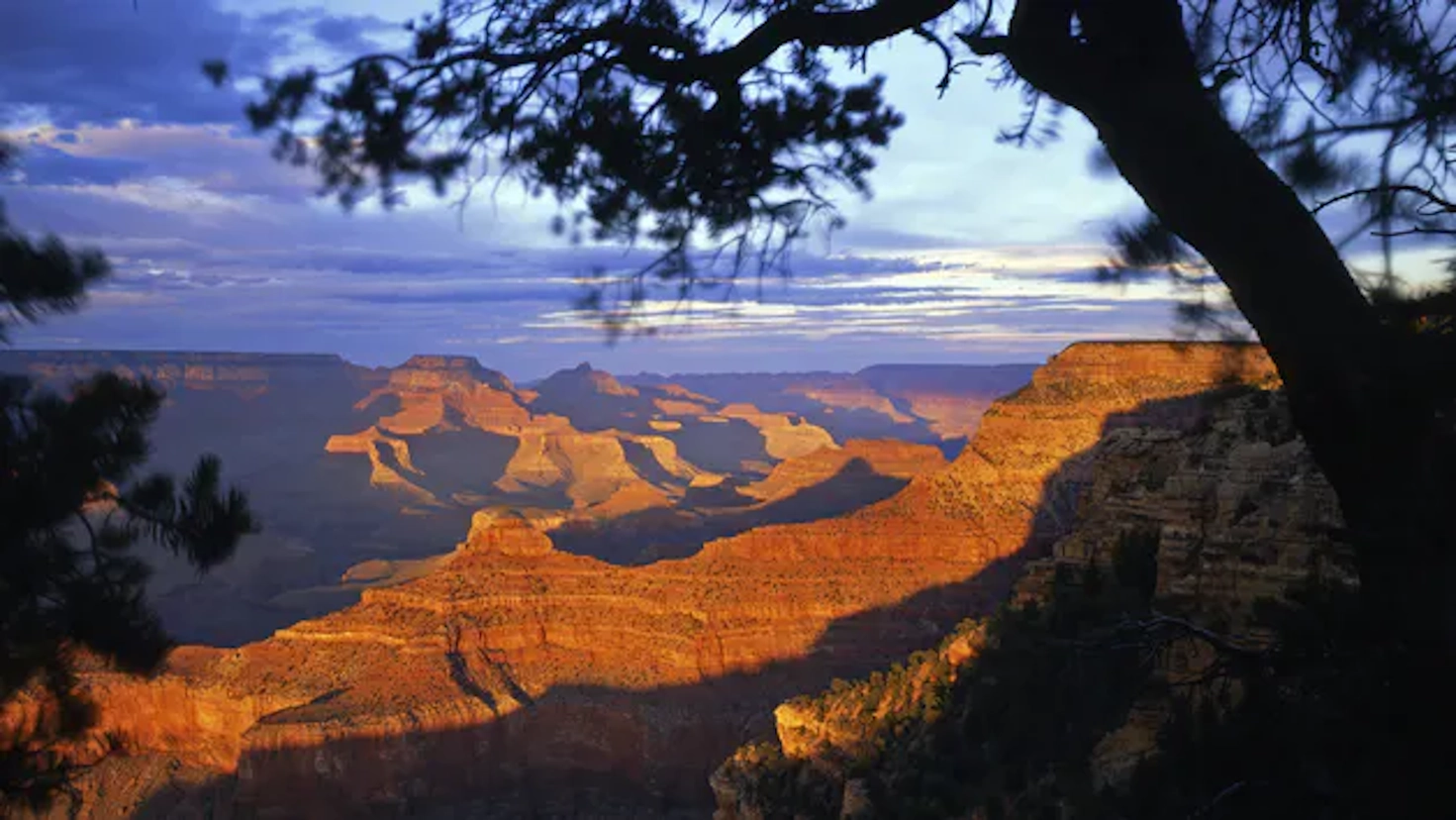 Choose The Signature Sunset Grand Canyon Private Tour, an amazing 13 passenger hummer adventure and learn about the American Southwest and ancient inhabitants, discover nature, how the Grand Canyon came to be, and much more.